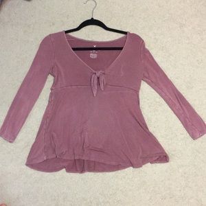 Aeo soft and sexy front tie shirt. BARELY WORN